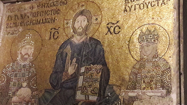 mosaïque de l'impératrice byzantine Zoé et Constantin IX à Sainte-Sophie de Constantinople à Istanbul Turquie