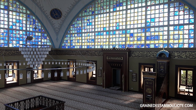 nouvelle mosquée Istoç ou istoç yeni cami mosquée moderne et insolite d'istanbul