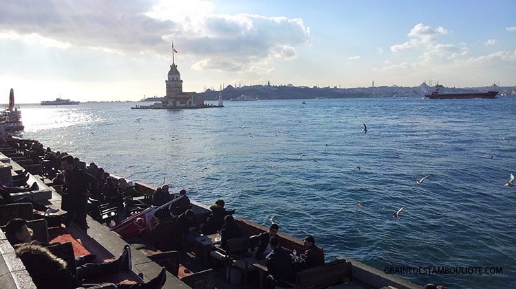 Tour de Léandre ou tour de la jeune fille ou tour de damalis ou arcla, sur la rive asiatique d'Istanbul à Uskudar