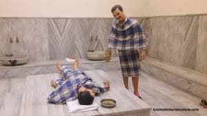 hammam accessoires utilisés pestamal et takunya