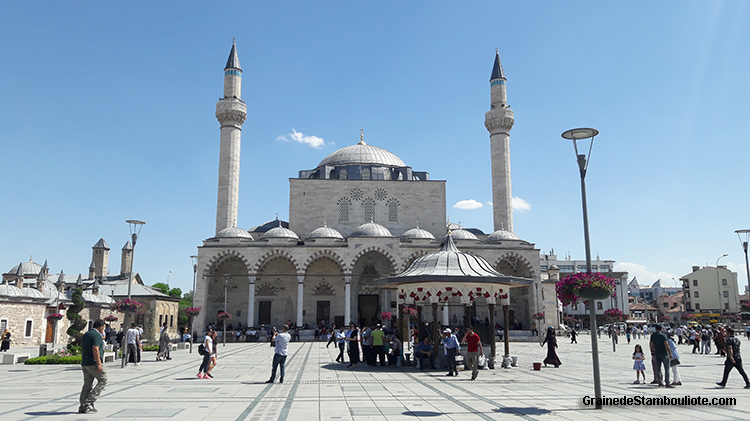 mosquée Selimiye de Konya, près du musée de Mevlana