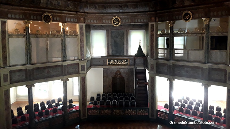 semahane, salle du couvent des derviches tourneurs de Galata où a lieu le sema