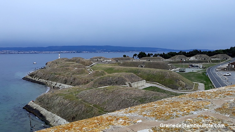 Bastion de la Prière ou Namazgah, ensemble de bunkers turcs sur la Péninsule de Gallipoli face au détroit des Dardanelles