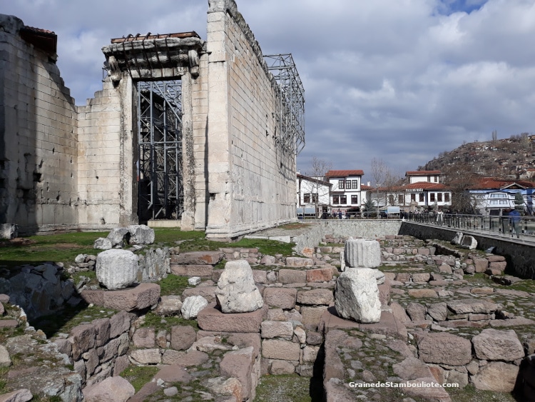 Temple d'Auguste à Ankara, site archéologique antique romain, Turquie